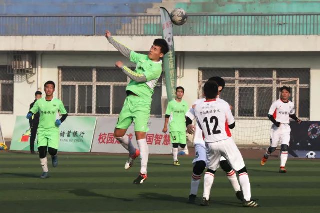 意甲-赖因德斯头球制胜 AC米兰客场1-0蒙扎